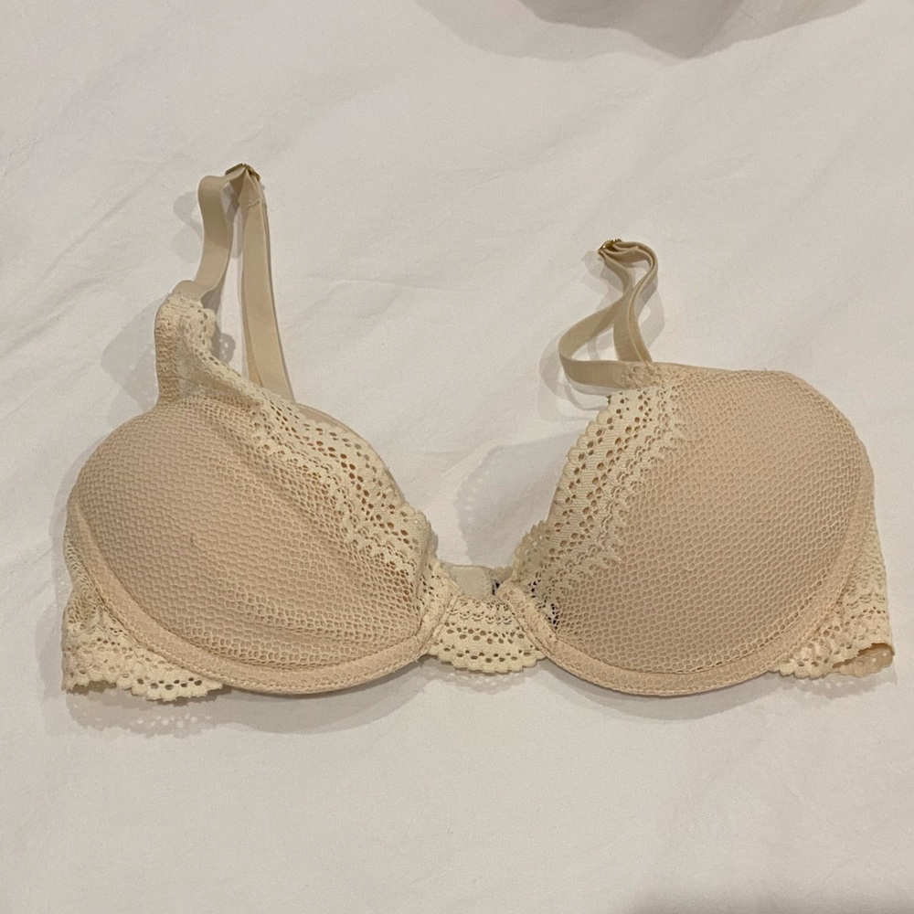 Pepper signature lace bra